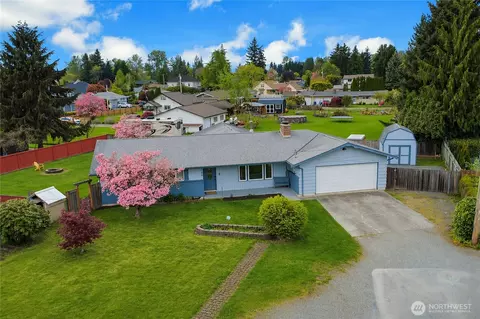 1108 20th St NW, Puyallup, WA 98371