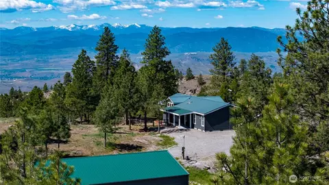 23 Razor Rd, Tonasket, WA 98855