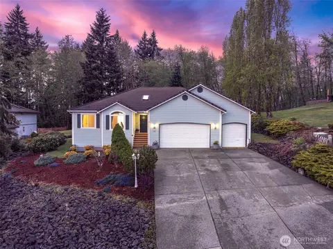 135 Northridge Dr, Centralia, WA 98531