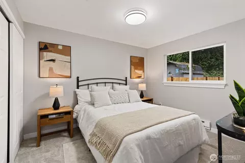 Bedroom - 2317 164th Pl SE, Bothell, WA 98012 photo 3 of 5