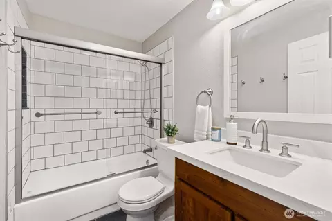 Bath - 2317 164th Pl SE, Bothell, WA 98012 photo 1 of 1