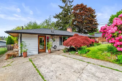 Exterior - 1109 Clinton Pl, Everett, WA 98201 photo 7 of 8