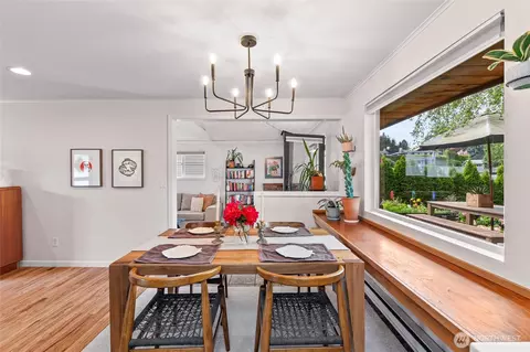 Dining - 1109 Clinton Pl, Everett, WA 98201 photo 3 of 3