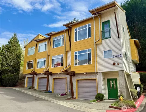 7422 Newcastle Golf Club Rd #D, Newcastle, WA 98059