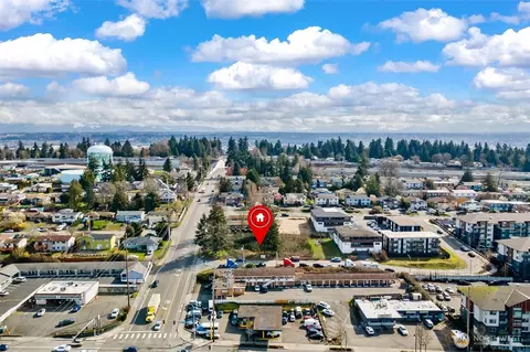 2805 S 216th St, Des Moines, WA 98198