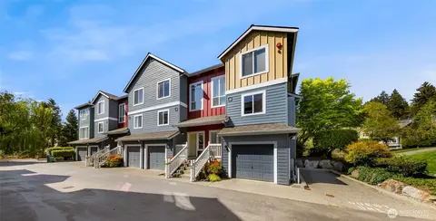 9067 161st Ct NE #2704, Redmond, WA 98052