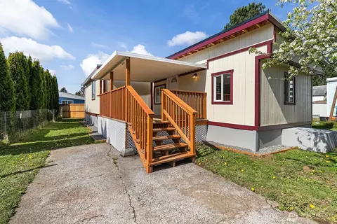 2392 Douglas Rd #19, Ferndale, WA 98248