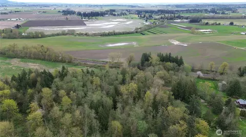 17584 Allen Rd, Bow, WA 98232