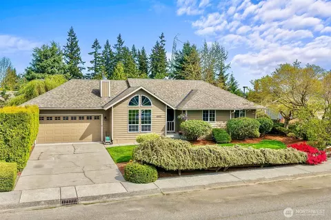 10103 27th Dr SE, Everett, WA 98208