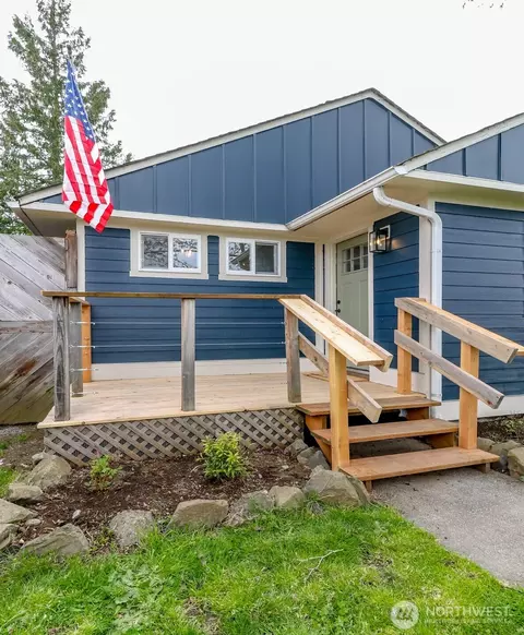 Exterior - 3015 Fredrickson St, Enumclaw, WA 98022 photo 2 of 7