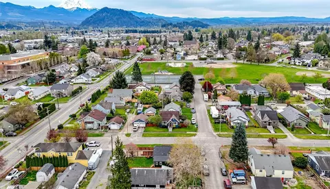 View/Area - 3015 Fredrickson St, Enumclaw, WA 98022 photo 3 of 6