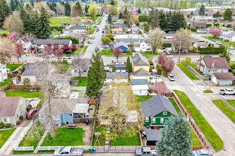 View/Area - 3015 Fredrickson St, Enumclaw, WA 98022 photo 4 of 6