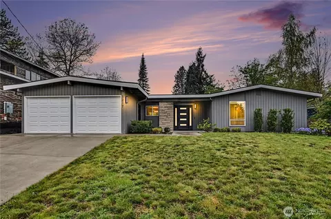 1217 150th Ave SE, Bellevue, WA 98007