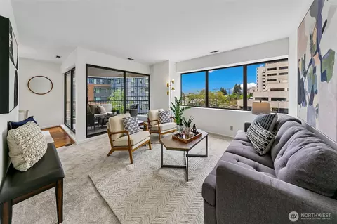1301 Spring St #5C, Seattle, WA 98104
