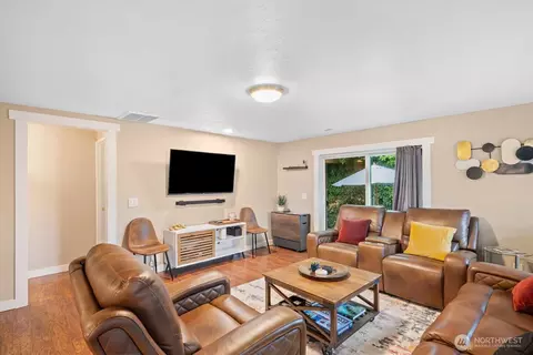 9810 NE 3rd St, Vancouver, WA 98664