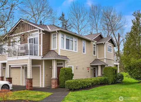 566 241st Ln SE, Sammamish, WA 98074