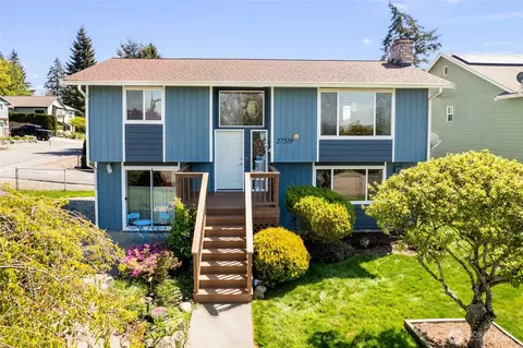 27519 82nd Dr NW, Stanwood, WA 98292