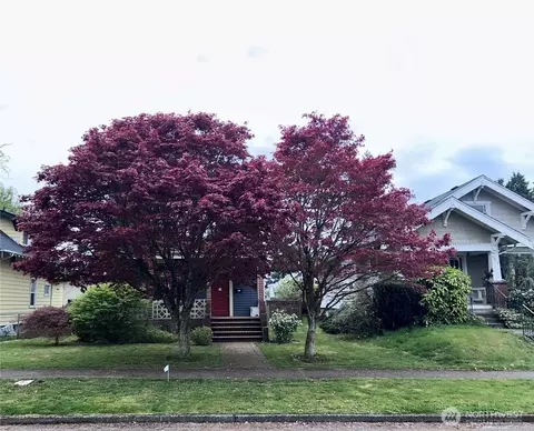 2716 S 14th St, Tacoma, WA 98405