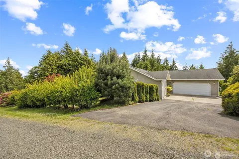 5 Bayview Ln, Hoquiam, WA 98550