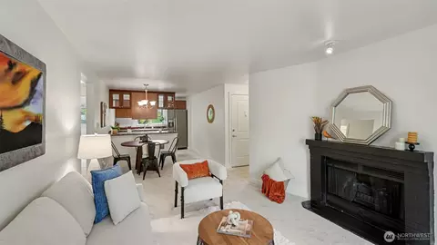 14210 NE 181st Pl #M102, Woodinville, WA 98072