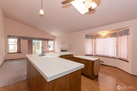 Kitchen - 861 E Spruce, Sequim, WA 98382 photo 4 of 5