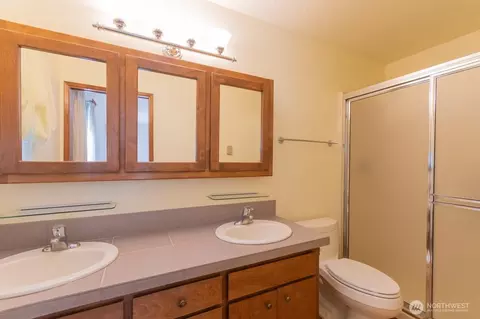 Bath - 861 E Spruce, Sequim, WA 98382 photo 1 of 3