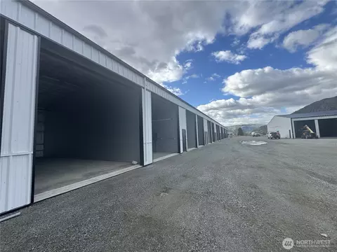 73 E Shop Ave #C4, Chelan, WA 98816