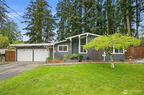 3341 Moody St, Mount Vernon, WA 98274