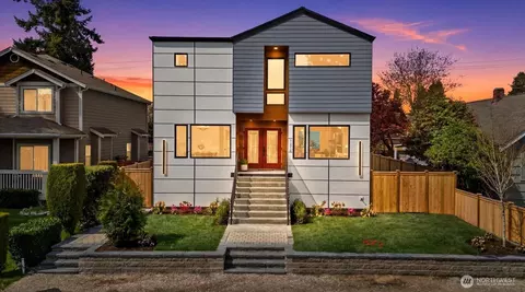 9535 Dayton Ave N, Seattle, WA 98103