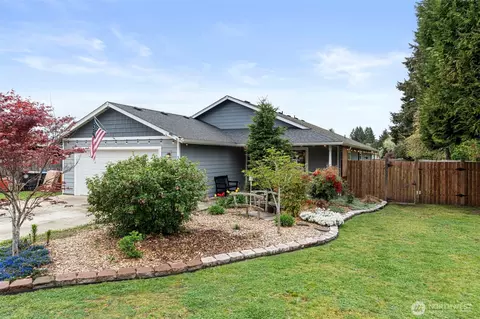 305 E Oakview Ave, Centralia, WA 98531