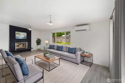 Living - 101 161st St SE, Bothell, WA 98012 photo 7 of 13