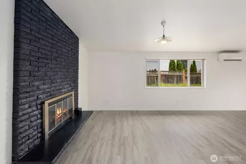 Living - 101 161st St SE, Bothell, WA 98012 photo 9 of 13