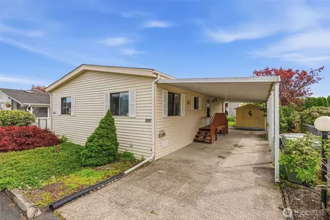 327 Franklin Pl, Longview, WA 98632