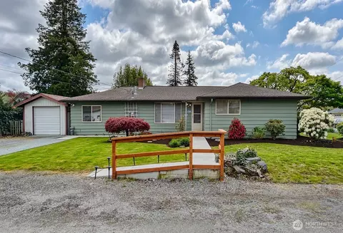 1724 Sunset Dr, Burlington, WA 98233