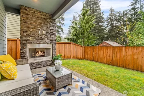 Exterior - 17903 33rd Ave SE, Bothell, WA 98012 photo 3 of 6