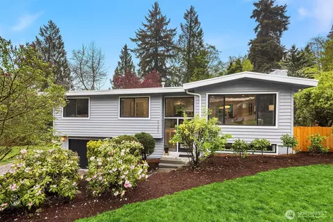 21237 38th Pl W, Brier, WA 98036