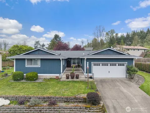 914 S 30th Pl, Renton, WA 98055