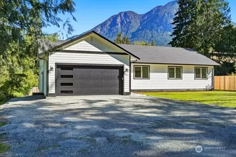 44421 Pine Rd, Gold Bar, WA 98251