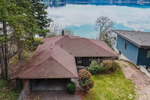 1145 NW Darling Rd, Bremerton, WA 98311