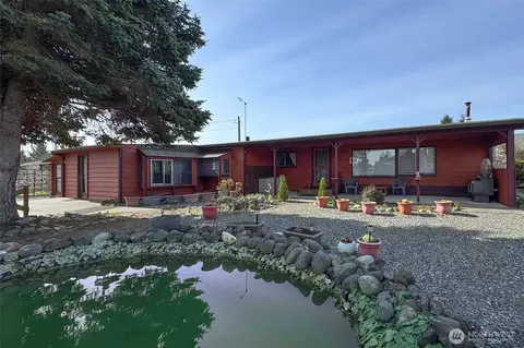311 Mountain View Dr, Sequim, WA 98382