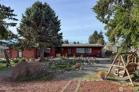 311 Mountain View Dr, Sequim, WA 98382 photo 2