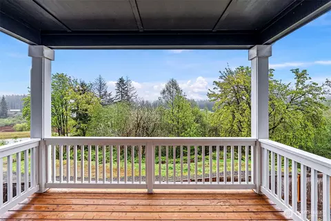 10432 Treasure Dr NW, Silverdale, WA 98383