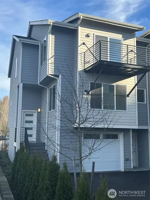 13243 Ambaum Blvd SW #C, Burien, WA 98146