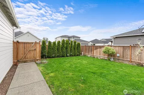 Exterior - 5788 160th Ave E, Sumner, WA 98390 photo 7 of 12