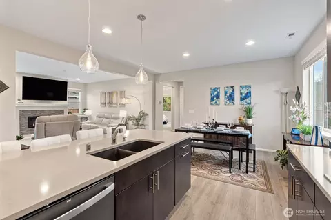 Kitchen - 5788 160th Ave E, Sumner, WA 98390 photo 6 of 6