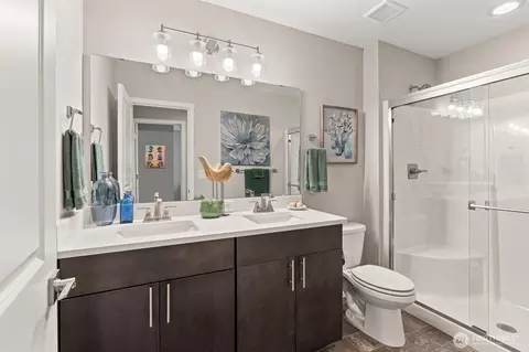 Bath - 5788 160th Ave E, Sumner, WA 98390 photo 5 of 5