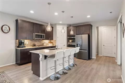Kitchen - 5788 160th Ave E, Sumner, WA 98390 photo 1 of 6