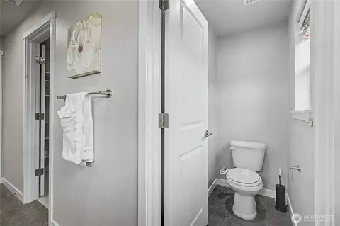 Entry Way - 130 198th St SE #5, Bothell, WA 98012 photo 5 of 5