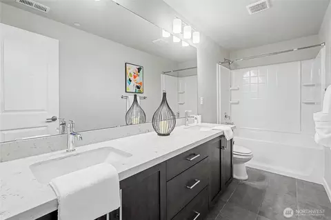 Bath - 130 198th St SE #5, Bothell, WA 98012 photo 3 of 4