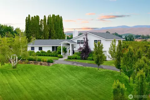 367 Baker Rd, Selah, WA 98942
